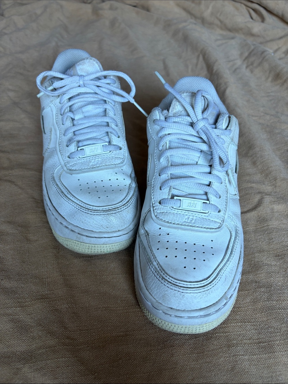 Women’s Nike sneakers